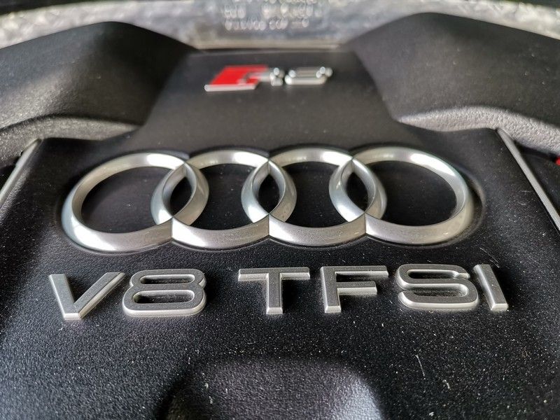 Audi A6 RS6 with Vector Tuning Box Audi A6 RS6 with Vector Tuning Box