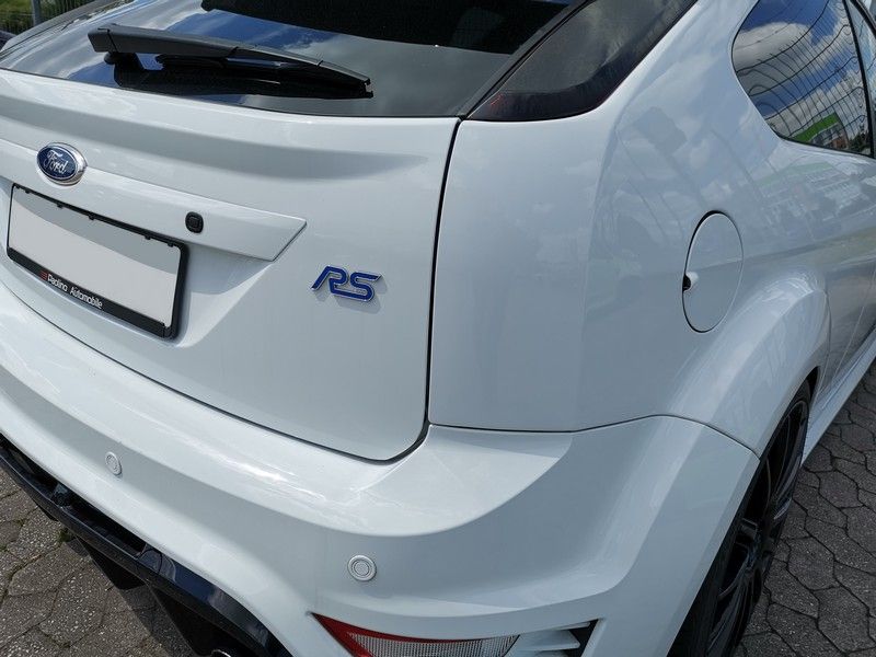 Ford Focus RS 2.5 enhanced with Vector Tuning Box Ford Focus RS 2.5 enhanced with Vector Tuning Box