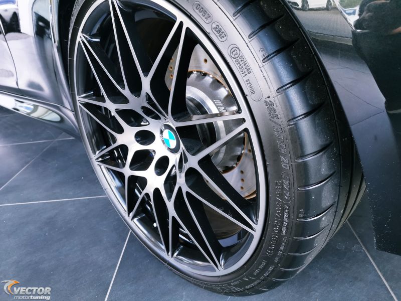 Amazing BMW M4 Competition (F83) got boosted and powered up by Vector Tuning Amazing BMW M4 Competition (F83) got boosted and powered up by Vector Tuning