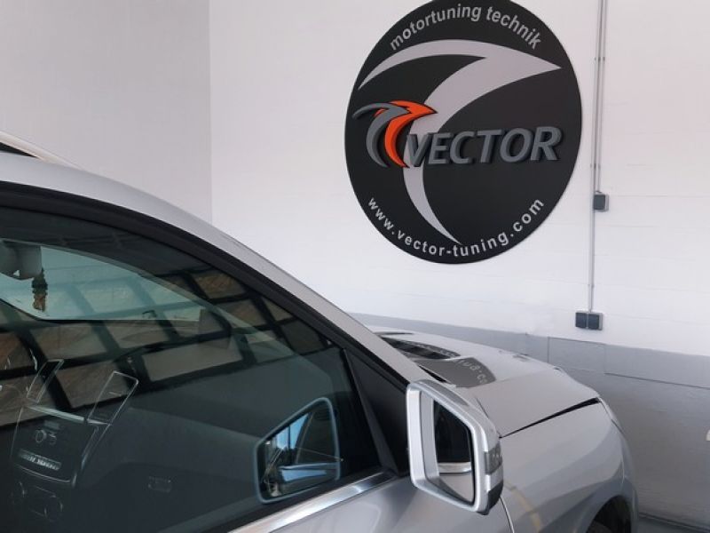 Mercedes ML 250 rules the roads with W Keypad PLUS from Vector Tuning AU!