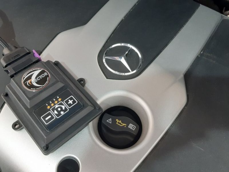 Mercedes ML 250 rules the roads with W Keypad PLUS from Vector Tuning AU!
