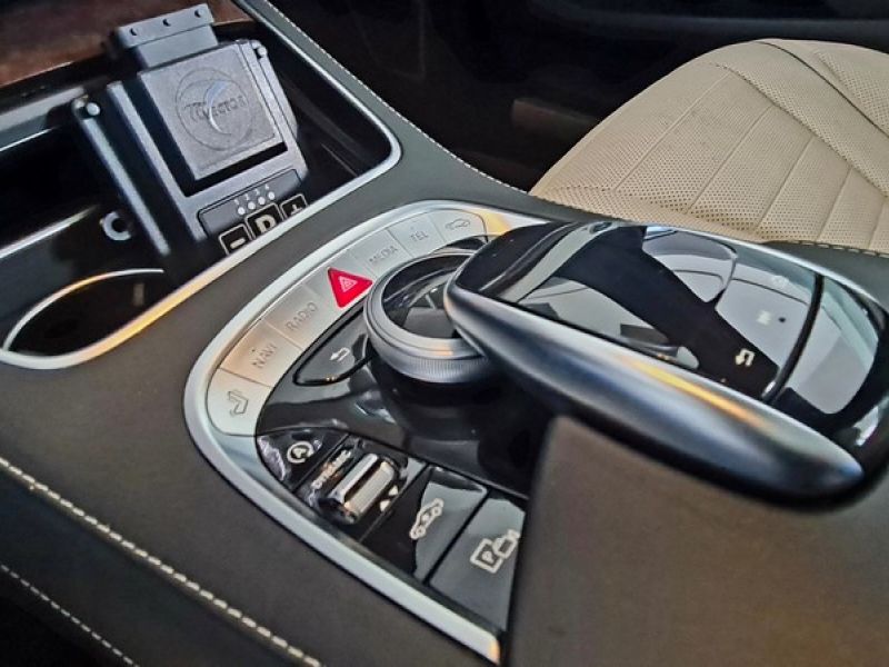 Fuel saving and more power on Mercedes Benz S 400d 4MATIC with W Keypad Sent from Vector Tuning!