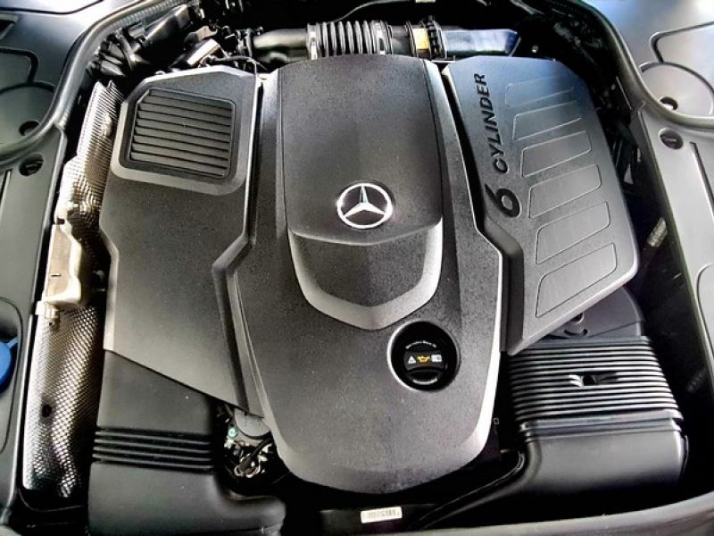 Fuel saving and more power on Mercedes Benz S 400d 4MATIC with W Keypad Sent from Vector Tuning!