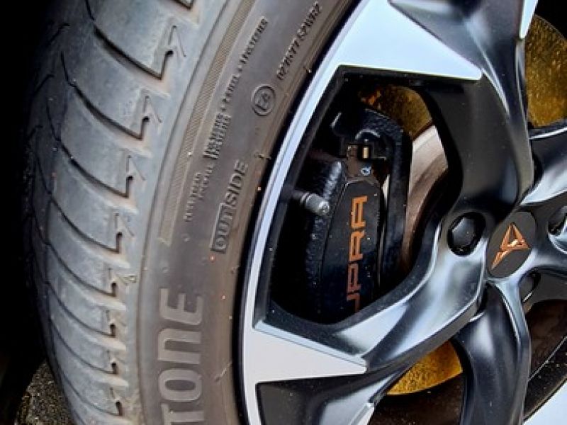 Cupra Formentor 2.0 TSI 4Drive (11/2020 -) accelerates faster with WindBooster from Vector Tuning! Cupra Formentor 2.0 TSI 4Drive (11/2020 -) accelerates faster with WindBooster from Vector Tuning!